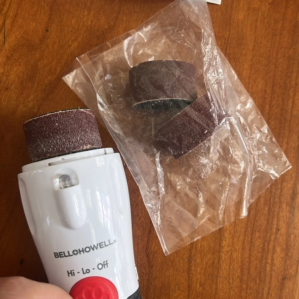 Bell and Howell PawPerfect Pet Nail Groomer w/Charger Cord & Replacement Rollers